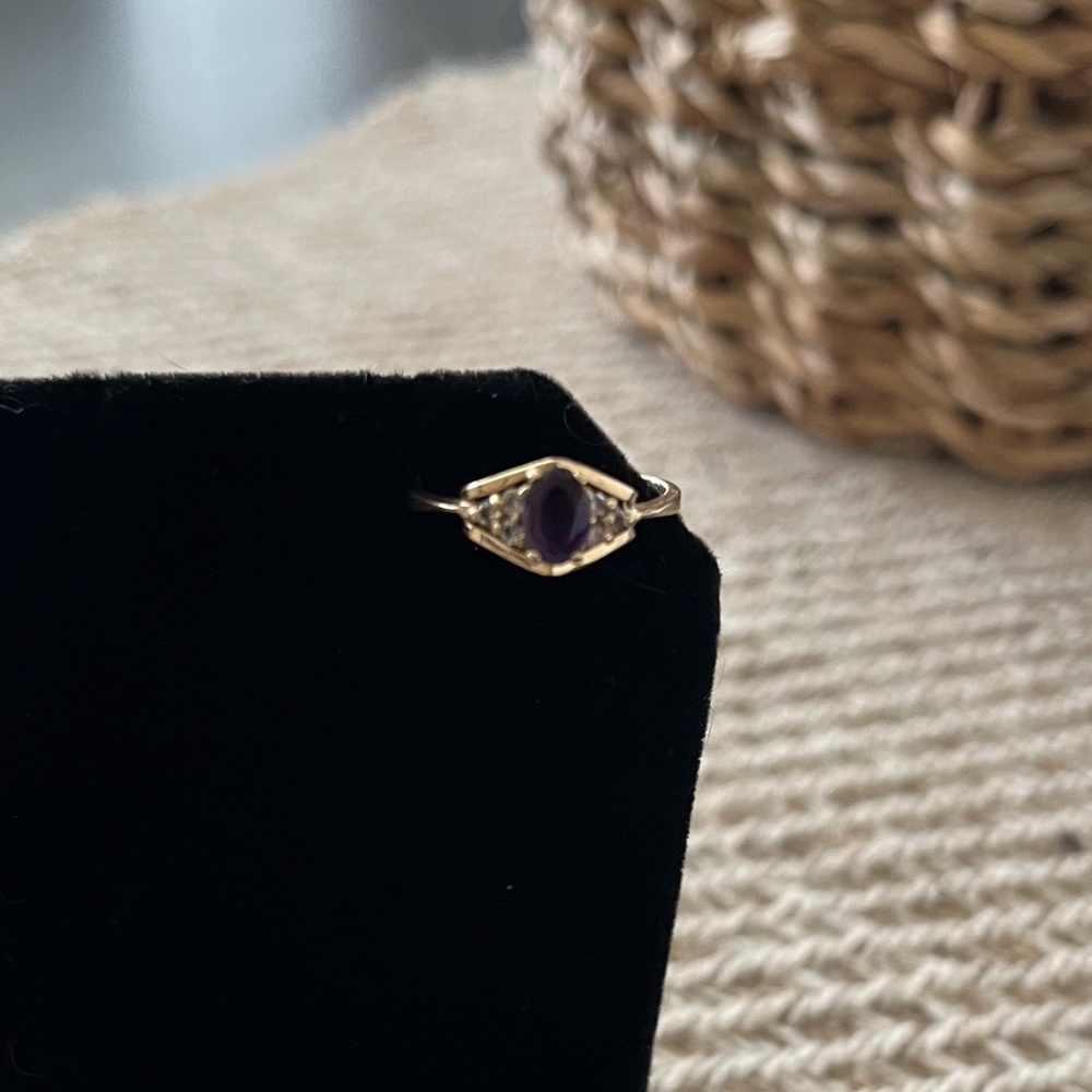 Amethyst & Diamond 14k Gold Ring